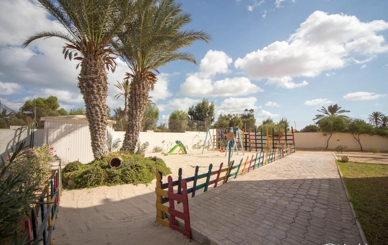 Green Palm Midoun Exterior photo